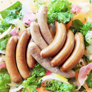 【送料込】無添加 鹿児島黒豚「短鼻豚」と国産鶏ムネ肉のウインナー５種類味比べ/M-17