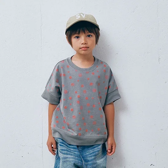 【50%OFF】６°vocaLe　スタンパートTシャツ　グレーベージュ（100センチ）