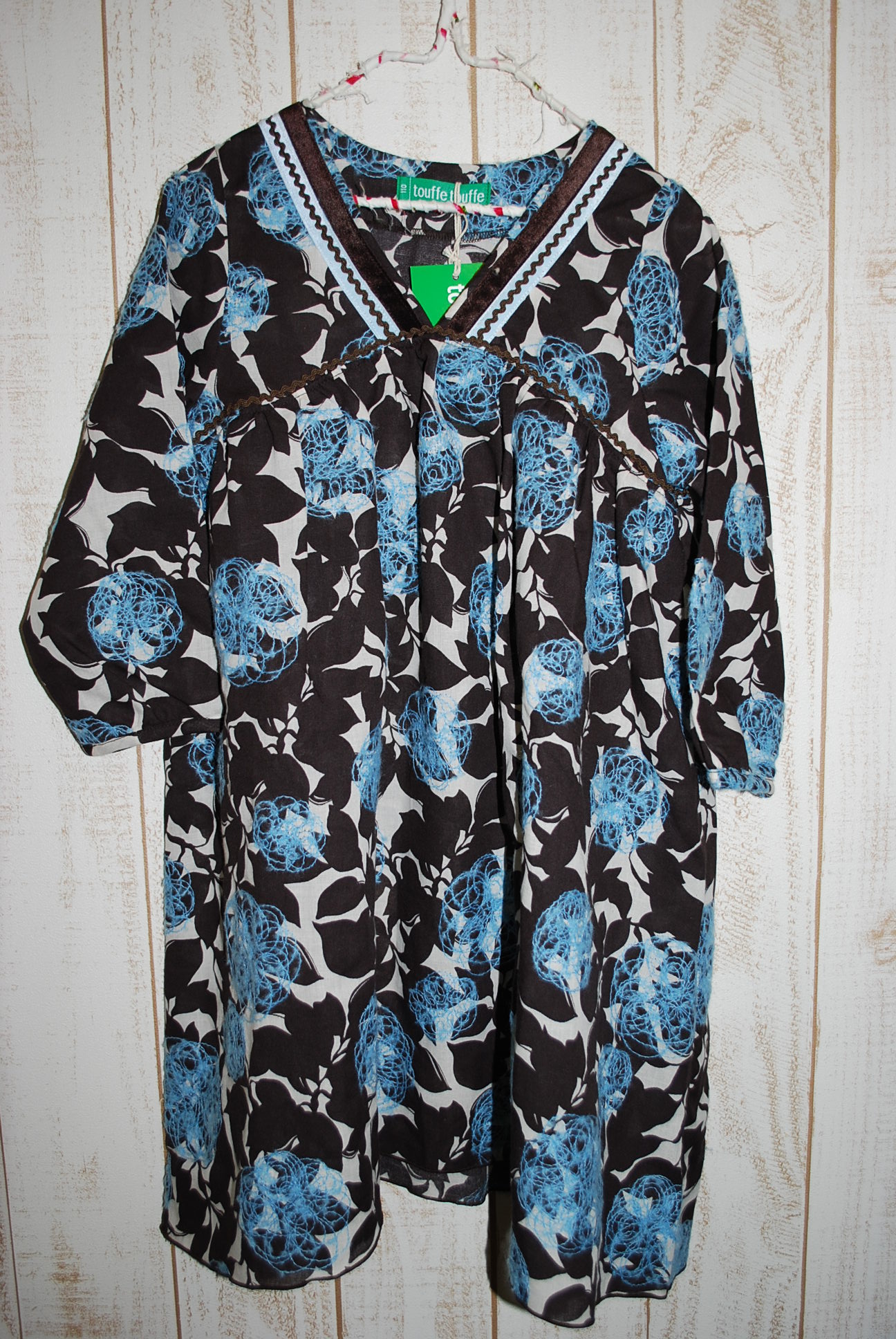 【80%OFF】touffe　リーフ綿菓子刺繍ワンピース　ブルー（120センチ）