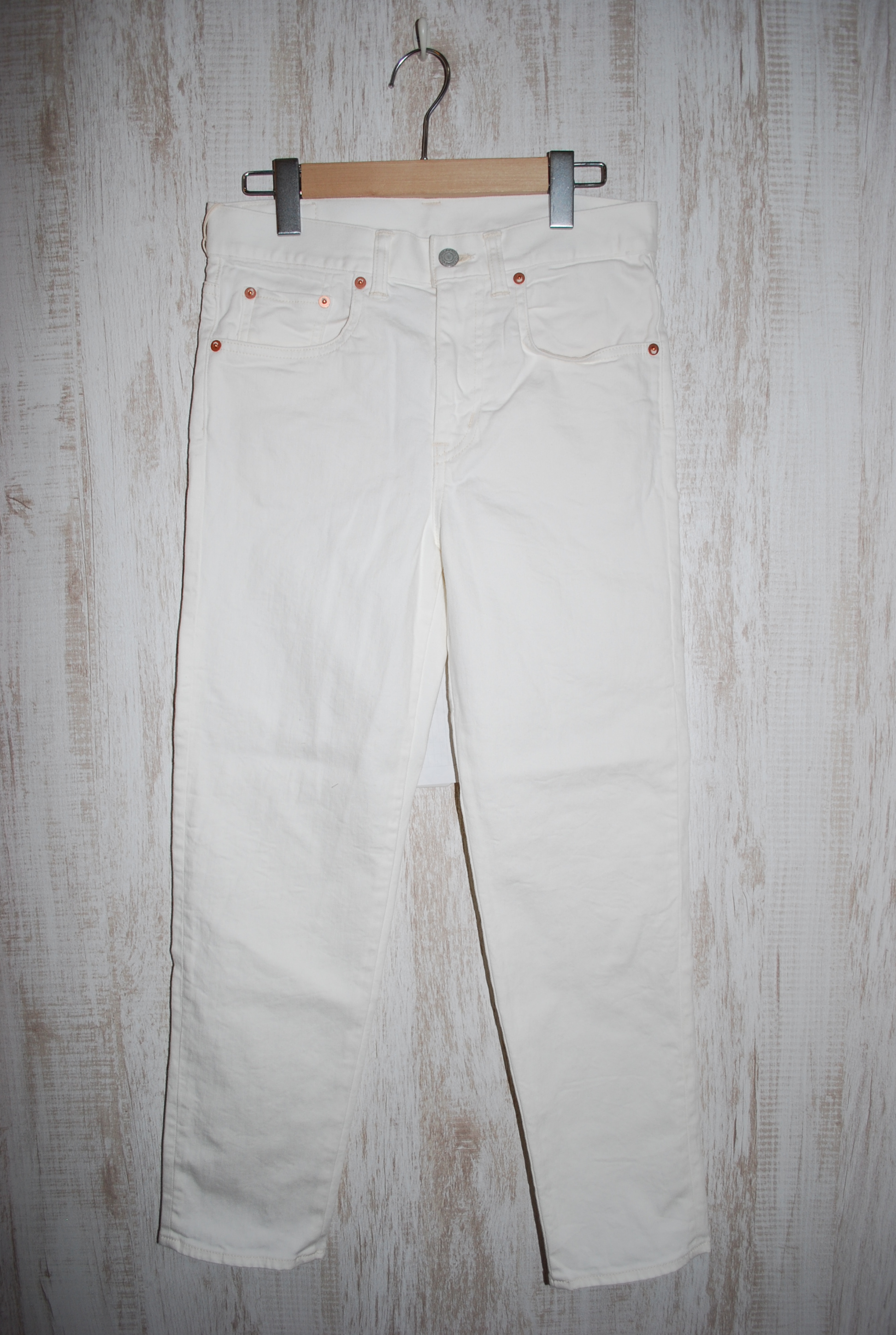 【50％OFF 】DEEP BLUE　9ozスノーデニムストレッチスラウチアンクルパンツ（ホワイト）