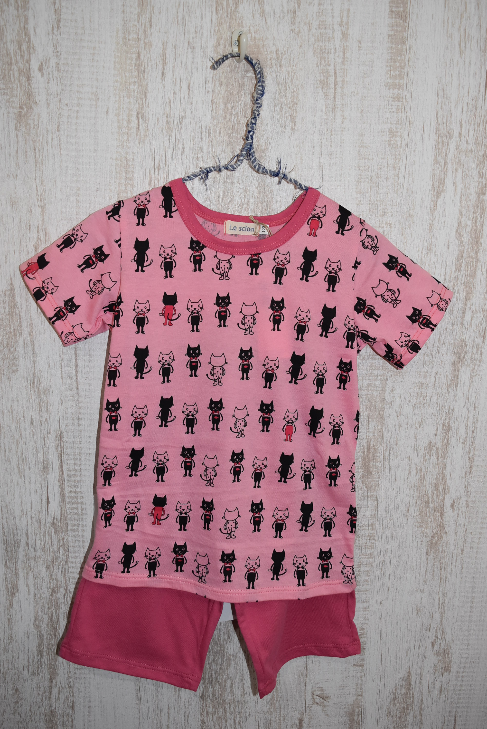 【50%OFF】LE SCION  半袖パジャマ　ピンク猫（80センチ）