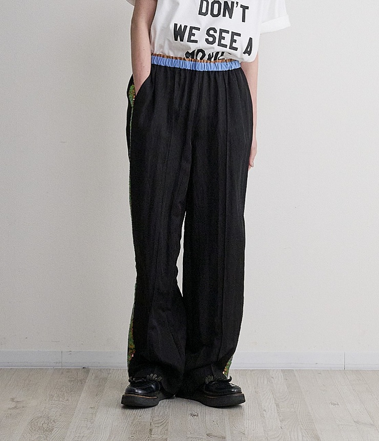 THOMAS MAGPIE　スパンコールラインパンツ（ブラック）  2263301