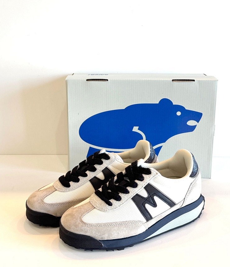 KARHU  カルフ  Mestari Control メスタリ コントロール（Silver Lining/Jet Black） KH840021