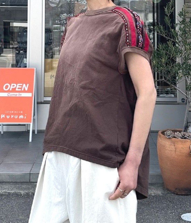 【40%OFF】Go To Hollywood　ビンテージ風 チロリアンテープ 使い ノースリーブ TEE　ブラウン（レディース） 32520408