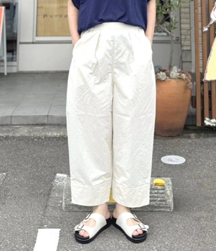 chloro sister  綿麻ツイル タックパンツ（ナチュラル） CS4484  #chloro sister_toujours ensemble