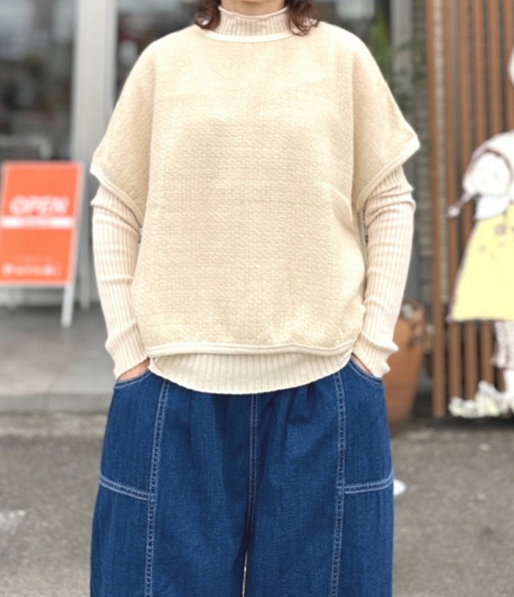 ESTROISLOSE　オープンメッシュ Eco Wool ベスト（アイボリー）EC26412