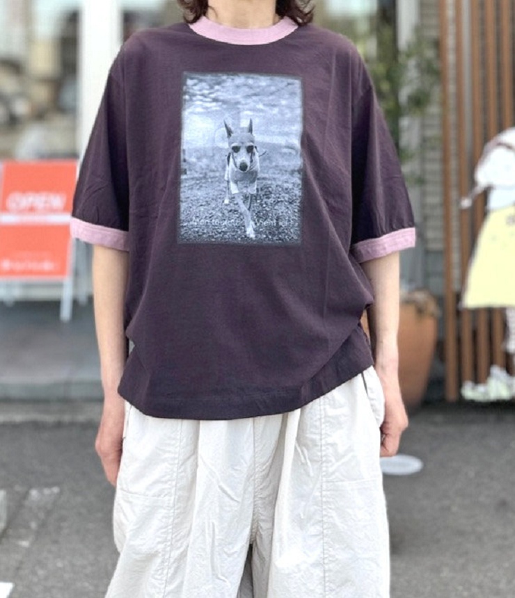 ESTROISLOSE　リンガー天竺 5分袖Tシャツ プリント（ピンク×ブラウン）EC26210