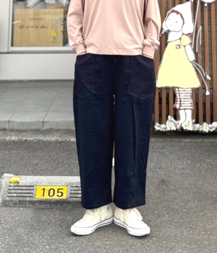 chloro sister  先染ピケ起毛 ダーツパンツ（ブラック） CS7290  #chloro sister_toujours ensemble