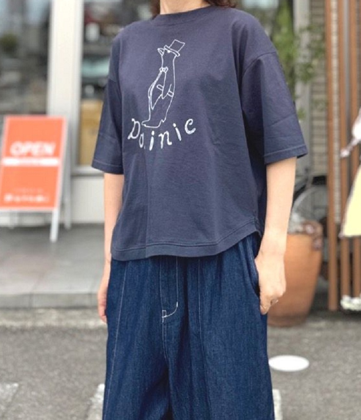 PACIFIC PARK STORE  17/1BD天竺 ヘムラウンド プリント Tee “DoMinie”（チャコール） PPS-28276  #PACIFIC PARK STORE_7th GATE