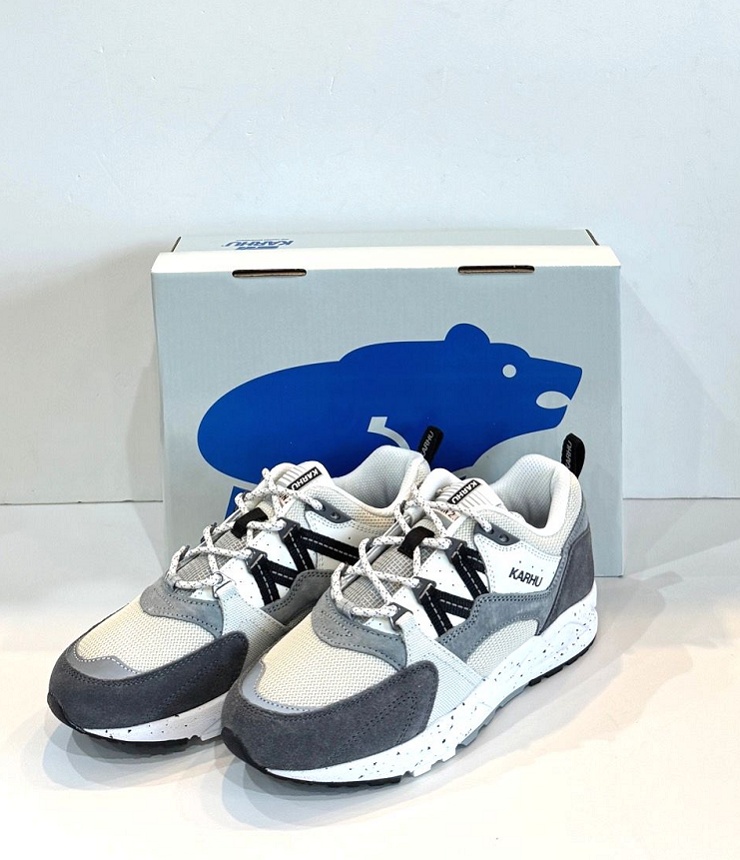 KARHU  カルフ  FUSION フュージョン 2.0（Limestone/Jet Black） KH804181