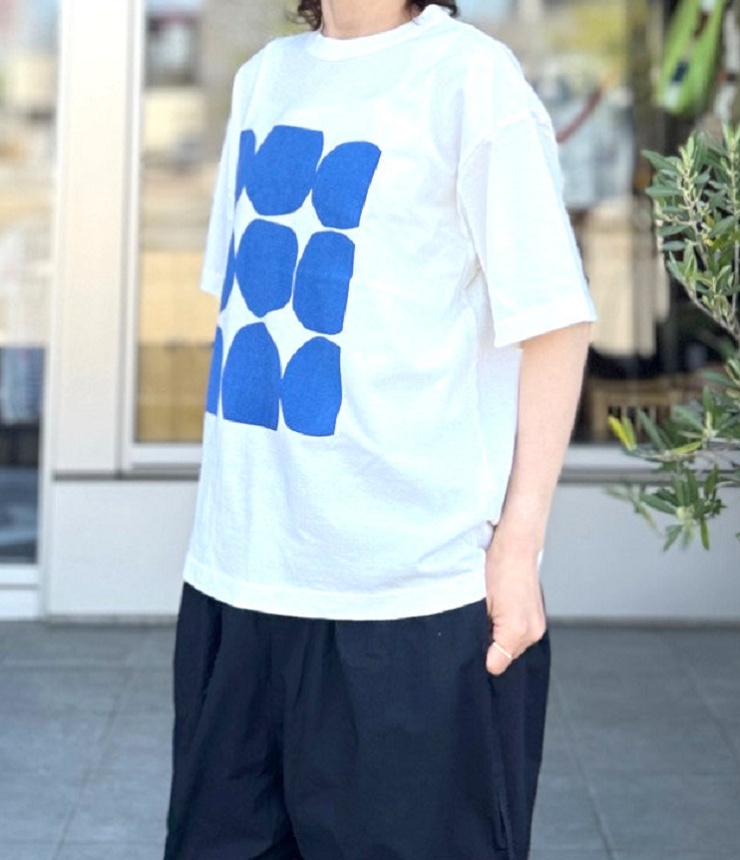 prit　18/1空紡度詰天竺 フレームドット プリント  Tシャツ（ブルー） P92644