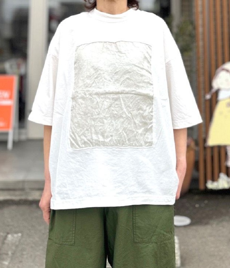 prit　17/1空紡天竺×40/1リネン箔プリント 5分袖フレーム Tシャツ（シロ×シルバー） P91605