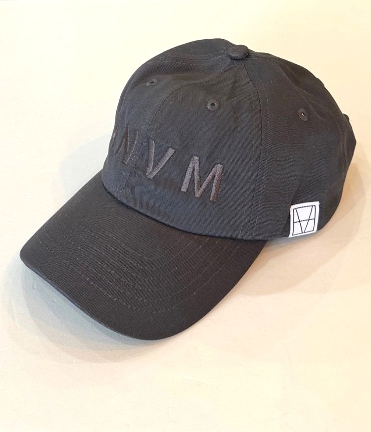M53.　ANVM LOGO CAPS  キャップ（グレー）ユニセックス　MH-009