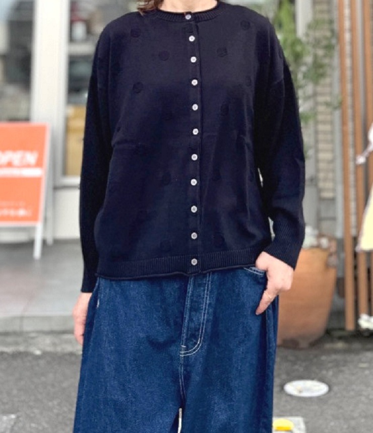 mao made　2WAY ひかえめな MIZUTAMA さん カーディガン（ブラック）641113