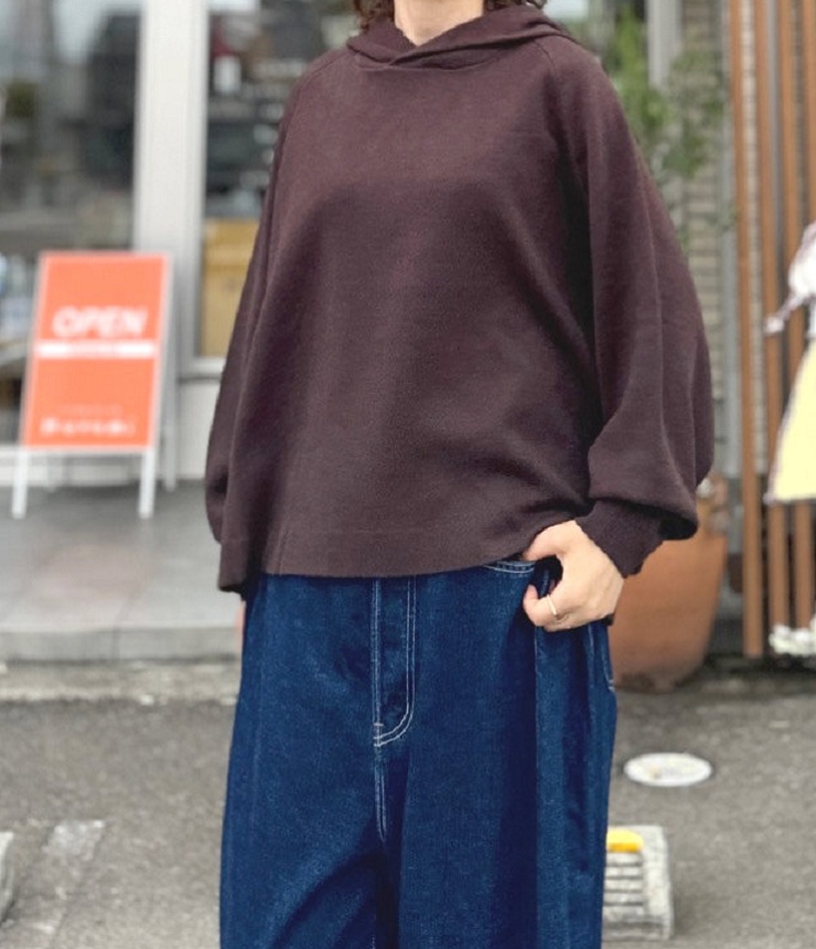 mao made　フード付き ラグラン ワイド ワイド プルオーバー（ブラウン）641144