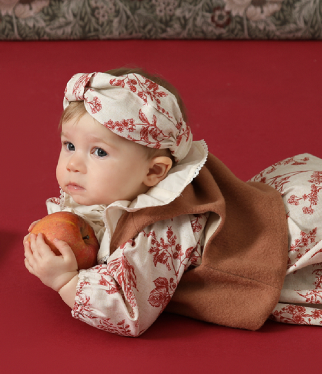 【50%OFF】toitoitoi!　ティアベスト　ローズベージュ（80センチ） #toitoitoibaby