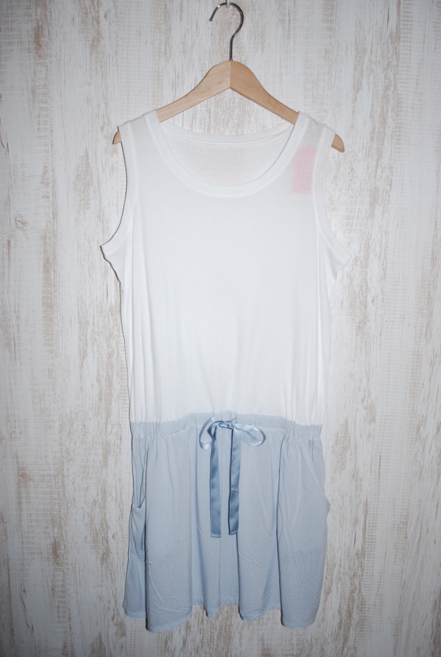 【80%OFF】akala ono  ノースリーブキリカエワンピース　ホワイト（lady's）