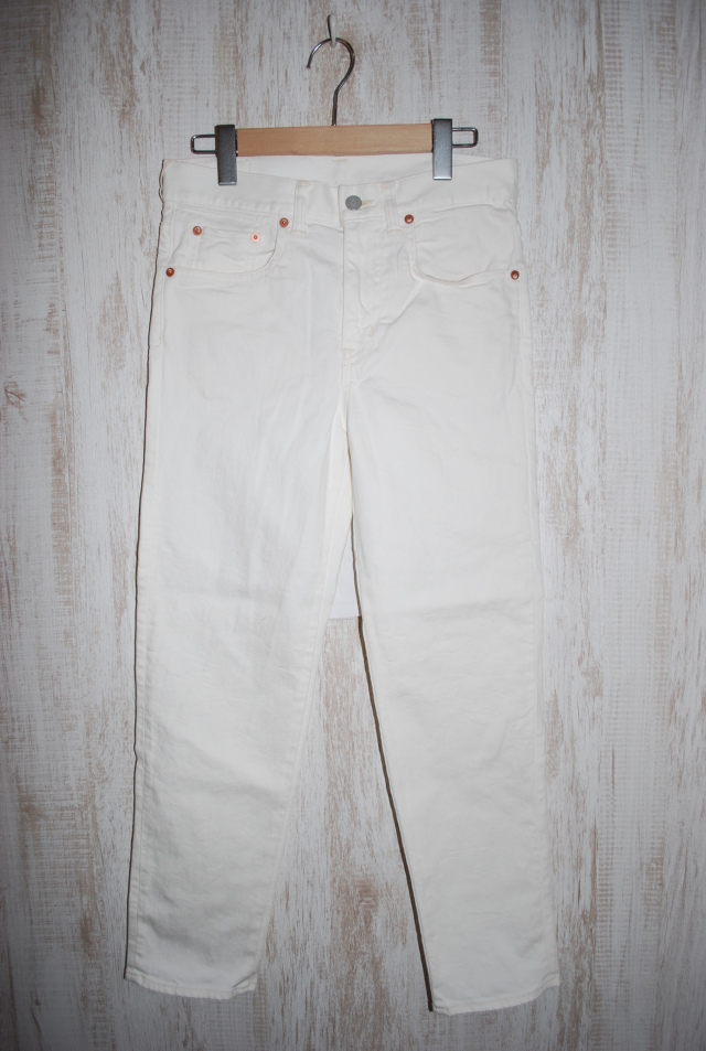 【50％OFF 】DEEP BLUE　9ozスノーデニムストレッチスラウチアンクルパンツ（ホワイト）