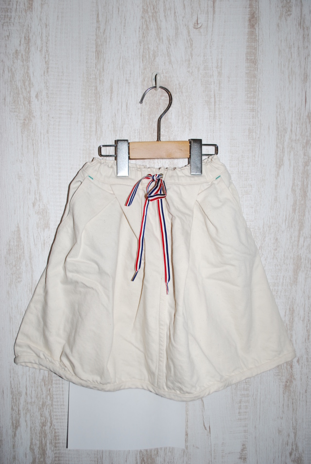 【70%OFF】Mein Heim  ホワイトデニムミモレ丈スカート　（100センチ）