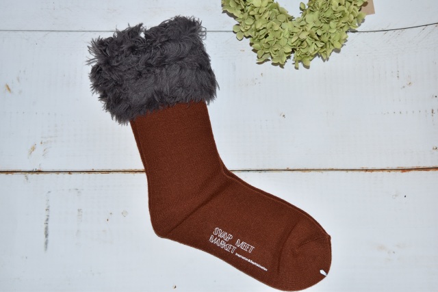 【50％OFF】swap meet market  モフモフケアシソックス　ブラウン