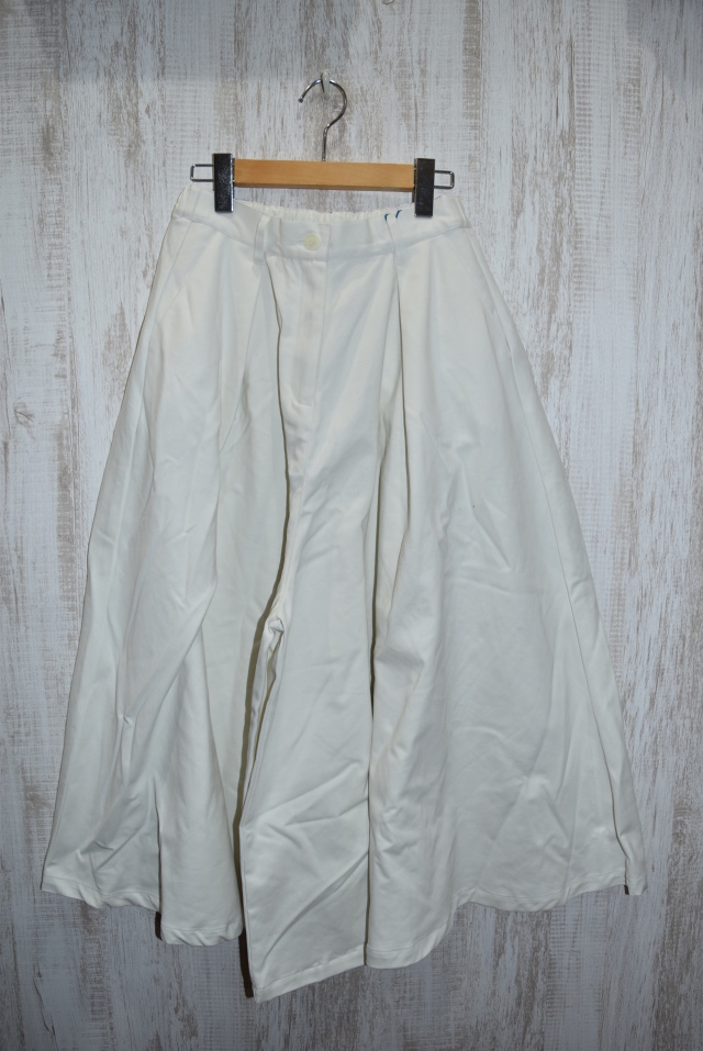 【70%OFF】BLUE LAKE MARKET　20/10ツイルピーチ起毛袴パンツ（オフホワイト）