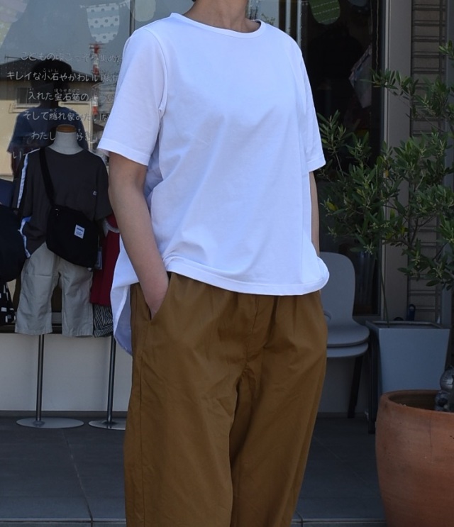 【50%OFF】CHAKA  バックフレアーＴ（オフホワイト）