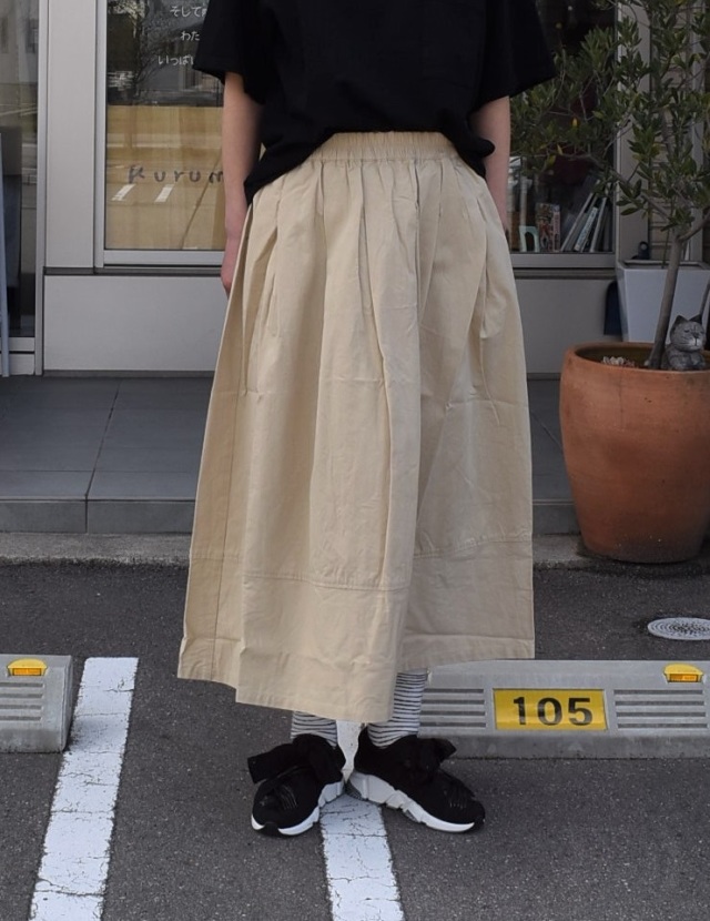 【50%OFF】chloro sister  【定番】30/バーバリータックフレアースカート（ライトベージュ） #chloro sister_toujours ensemble