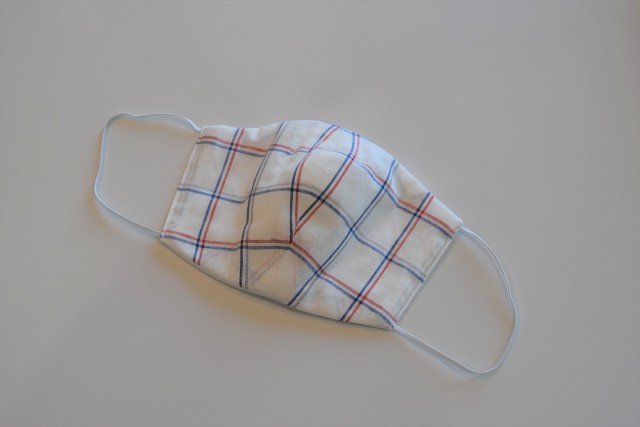 【70%OFF】chloro sister　ガーゼカジュアルマスク（チェックホワイト）　※メール便可
