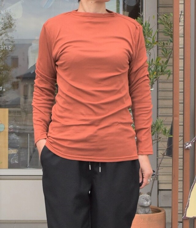 【60%OFF】toujours ensemble  【定番】スーピマフライスハイネック長袖Tシャツ（レンガ） #chloro sister_toujours ensemble