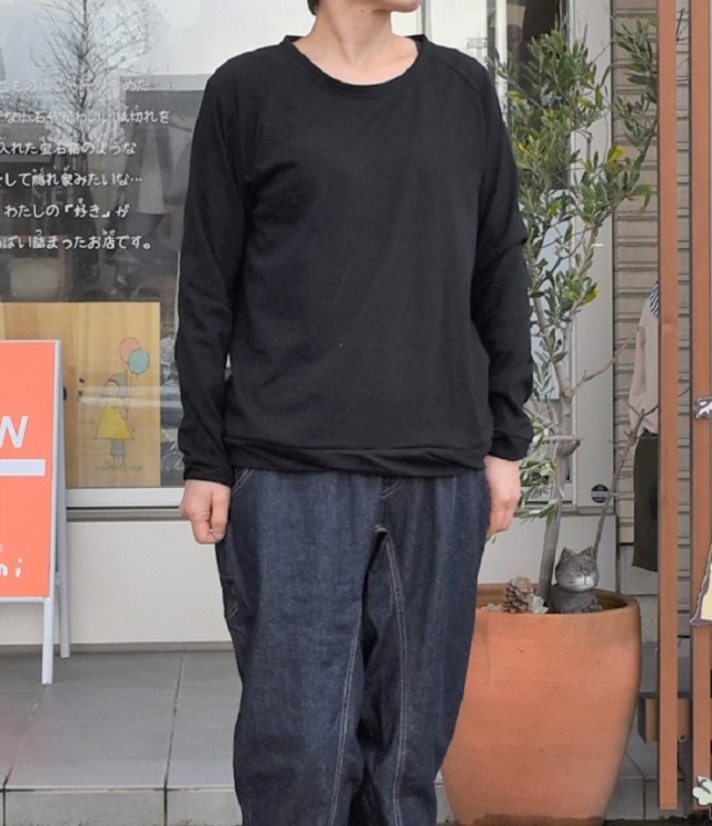 【50%OFF】chloro sister 天竺クルーネックプルオーバー（ブラック） #chloro sister_toujours ensemble