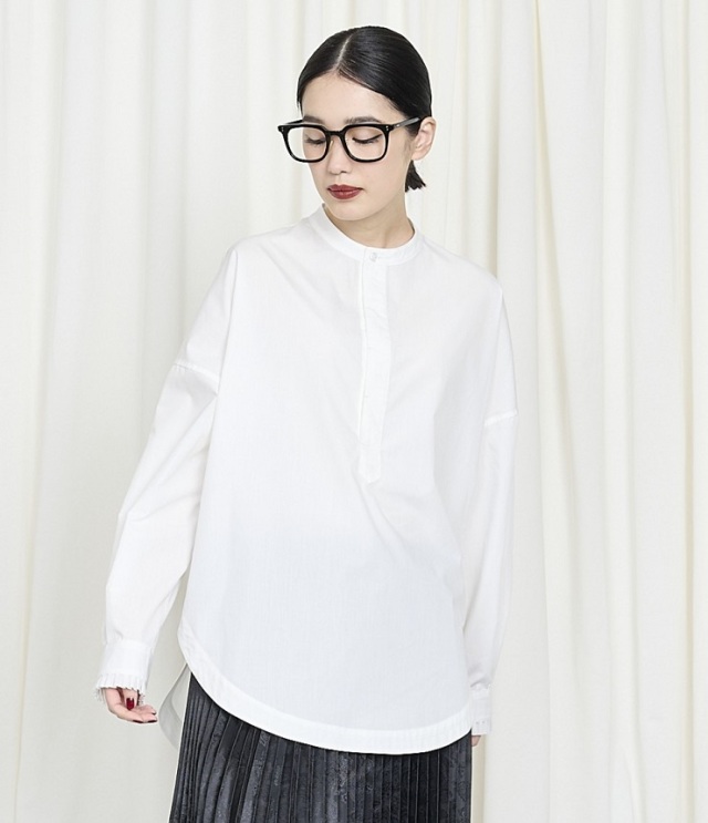 トーマスマグパイ　　THOMAS MAGPIE ホワイトシャツ　新品 THOMAS MAGPIE ノーカラーシャツ（ホワイト）