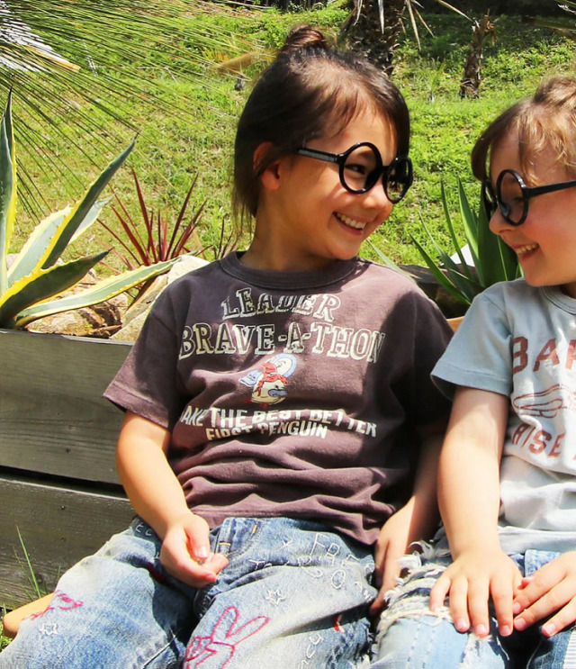 DENIM DUNGAREE ビンテージ天竺 PENNIE LEADER TEE ブラック(105~135センチ) 22620415