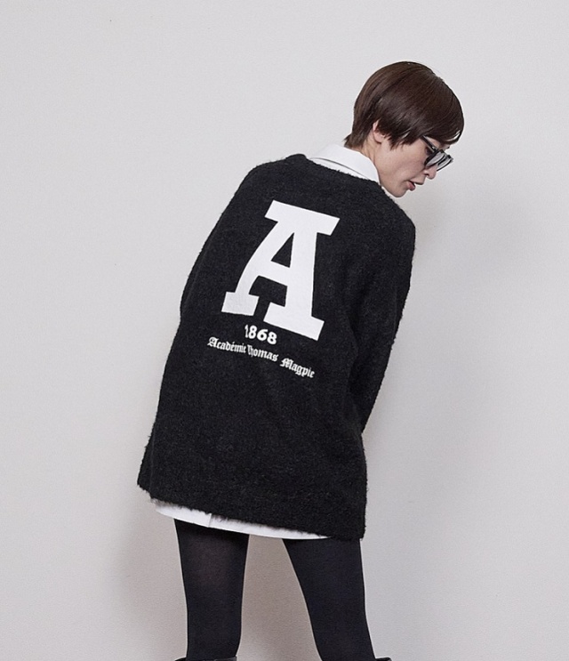 【先行予約】THOMAS MAGPIE　バック“A”ニット  226758