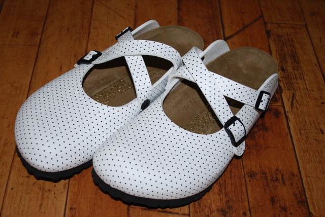 【70%OFF】BIRKENSTOCK ROWLEY（ローリー）  ビルコフロー/ドットブラック（37EU）