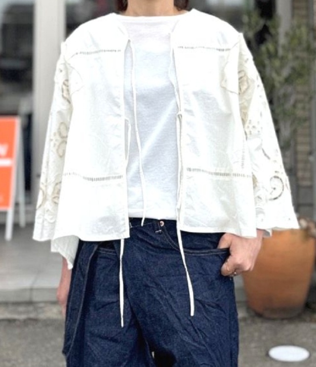 ESTROISLOSE　ケミカルカットワーク刺繍 2WAY ポンチョ ボレロ（アイボリー）EB25401