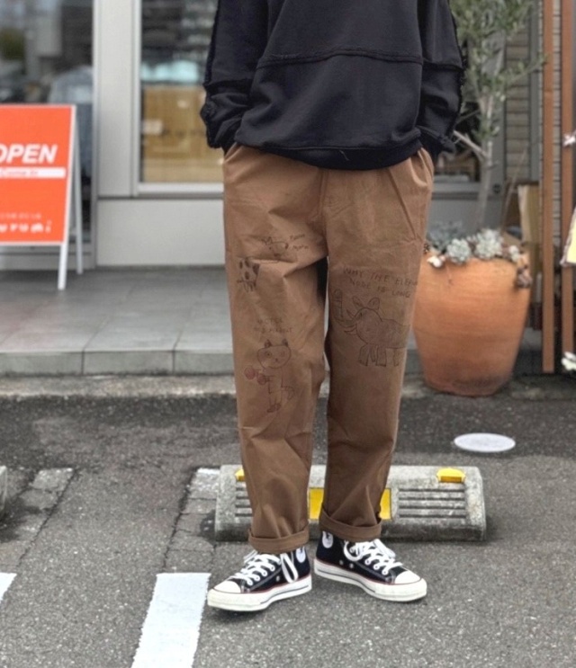 NEEDLE WORKS　ストレッチ ギャバ イージーパンツ　ブラウン（レディース）2226005W　#NEEDLE WORKS_OFFICIAL TEAM_NEWO