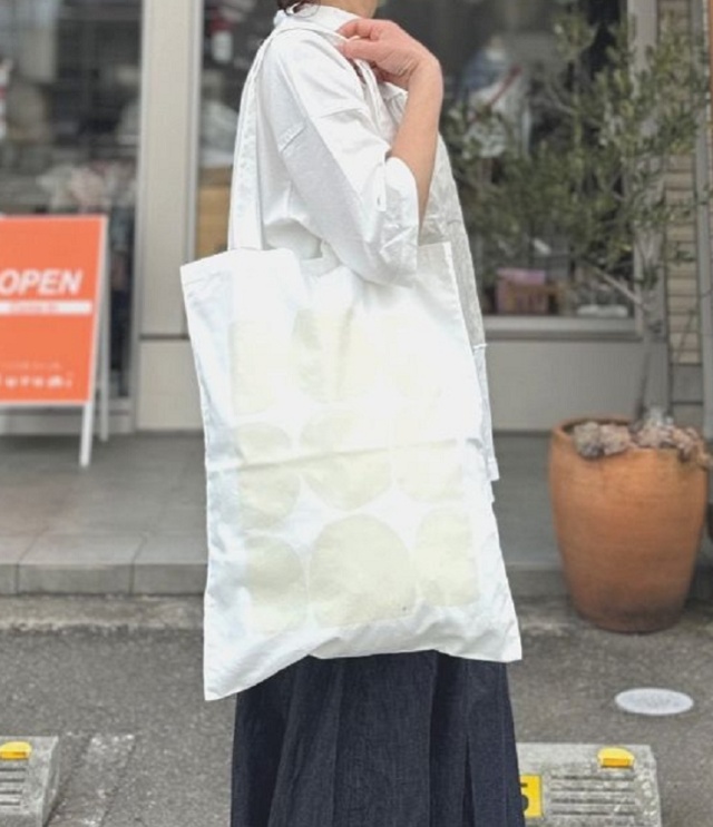 prit　オックス フレーム ドット プリント トート（オイスター）  P02600