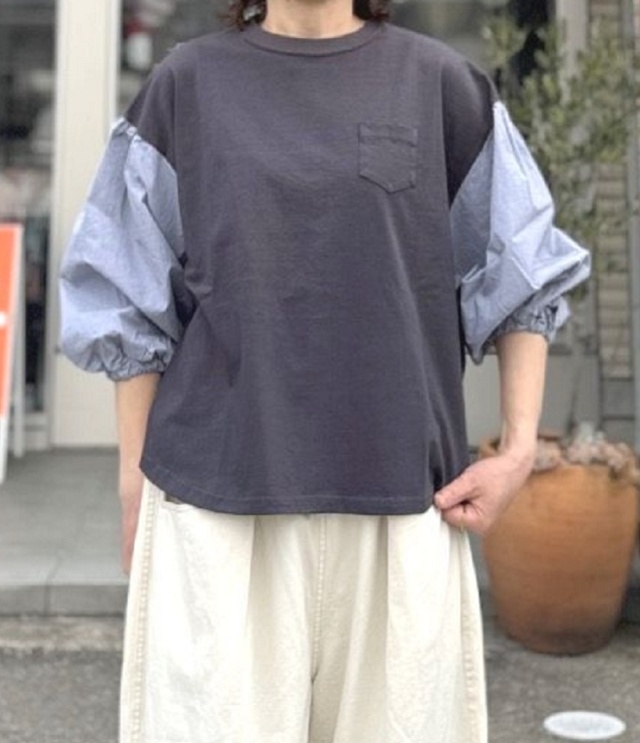 BLUE LAKE MARKET　バイファブリック バルーンスリーブ Tee（チャコール） B-522010