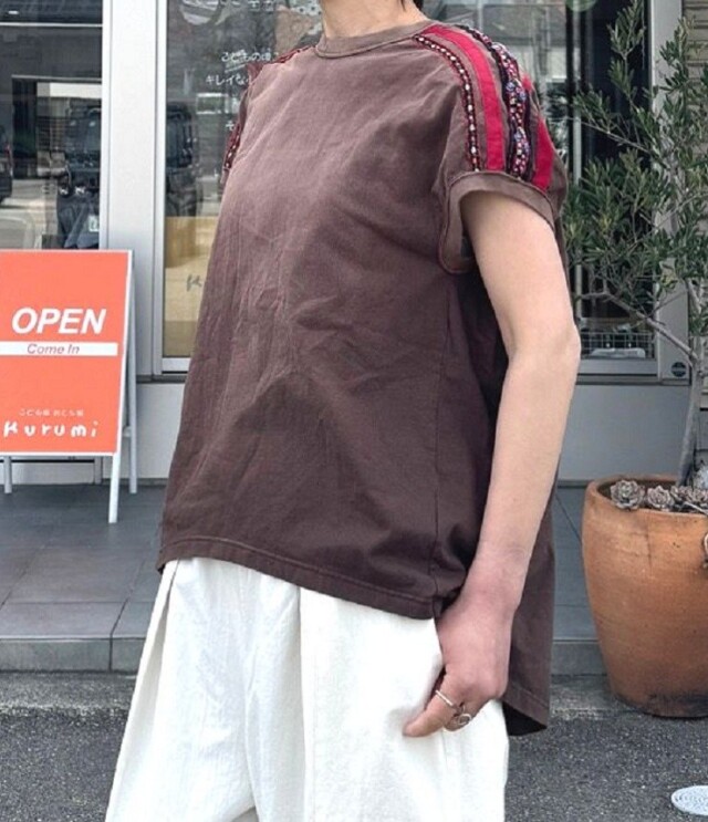 【40%OFF】Go To Hollywood　ビンテージ風 チロリアンテープ 使い ノースリーブ TEE　ブラウン（レディース） 32520408