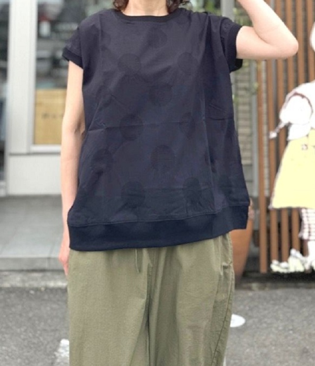 BLUE LAKE MARKET　C/L ドットジャガード プルオーバー（ブラック） B-521045