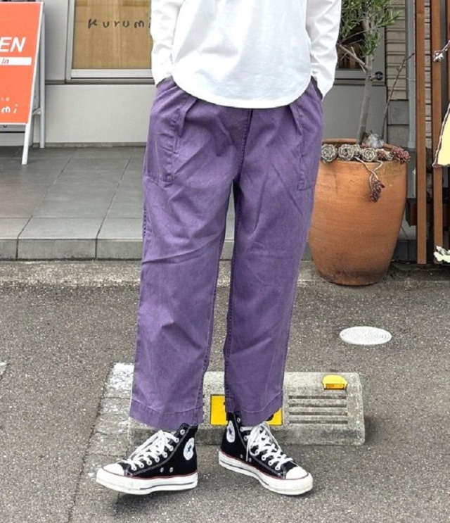 ESTROISLOSE　フェード加工ツイル ワンタックパンツ（パープル）EB25310