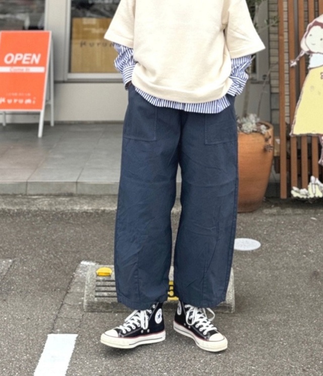 prit バックサテン 裾ダーツ ベイカーパンツ(ブルーグレー) P70726