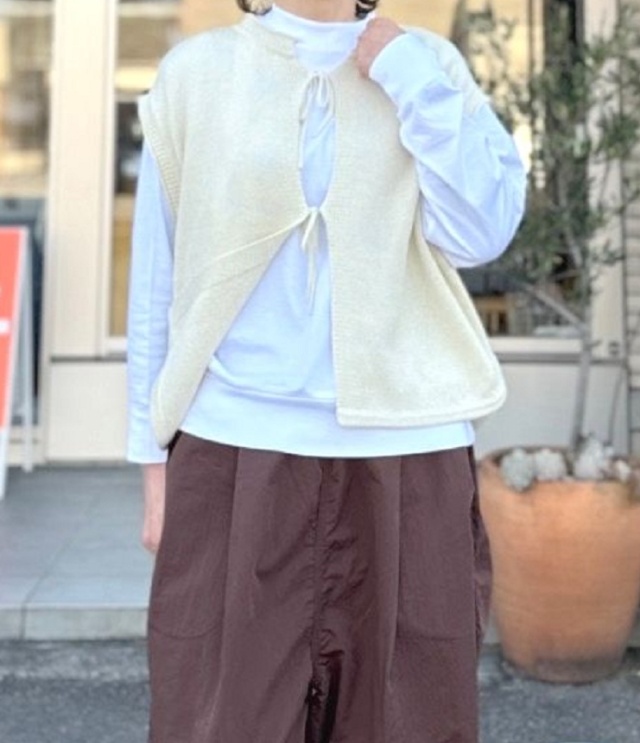 ESTROISLOSE　コットンガーゼ 2WAY ベスト（アイボリー） EK25407