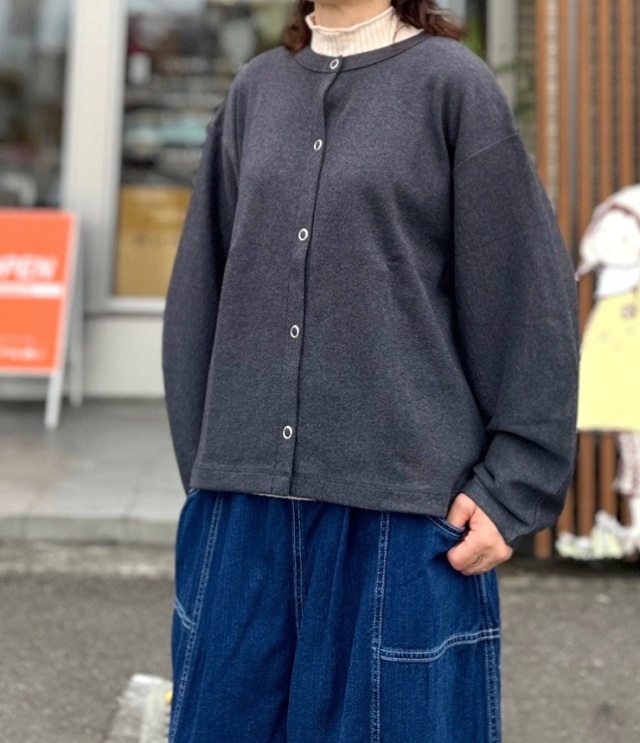 euphoric Shift Button Cardigan シフ トボタン カーディガン(チャコール) EU-CT6306