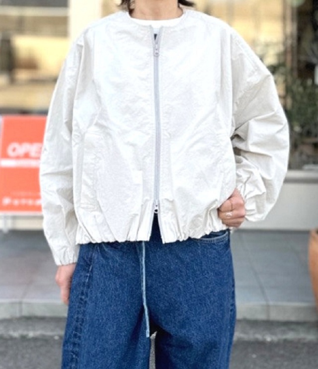 mao made　バルーンシルエット ZIP UP ジャケット（オフグレー）611308