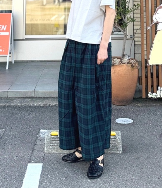 prit　綿麻平織 ビッグタック ワイド パンツ（ブラックウォッチ） P72608