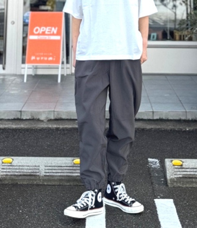 Sabbatum リサイクルナイロン タスランオックス ジョガーパンツ(チャコール) SA-37802