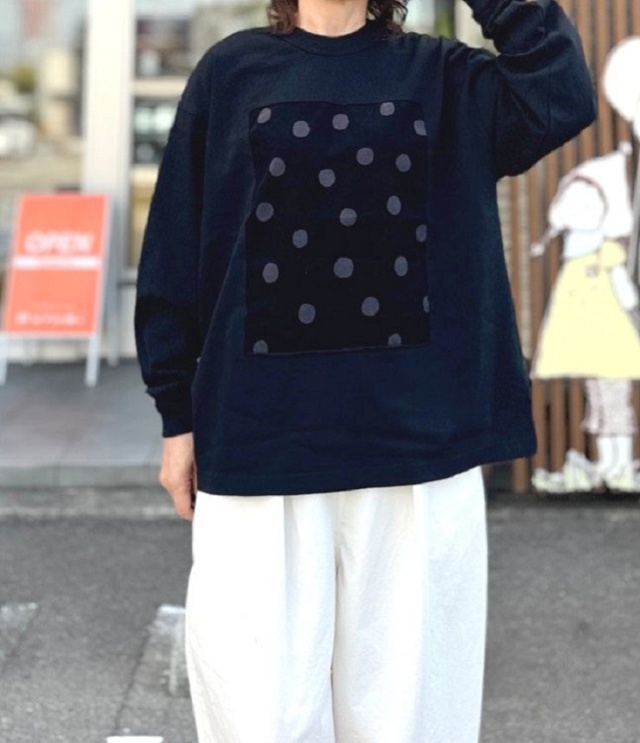 prit　17/1天竺×シャツコール ラフドットプリント ロングスリーブ フレーム Tシャツ（クロ×チャコールドット） P90715