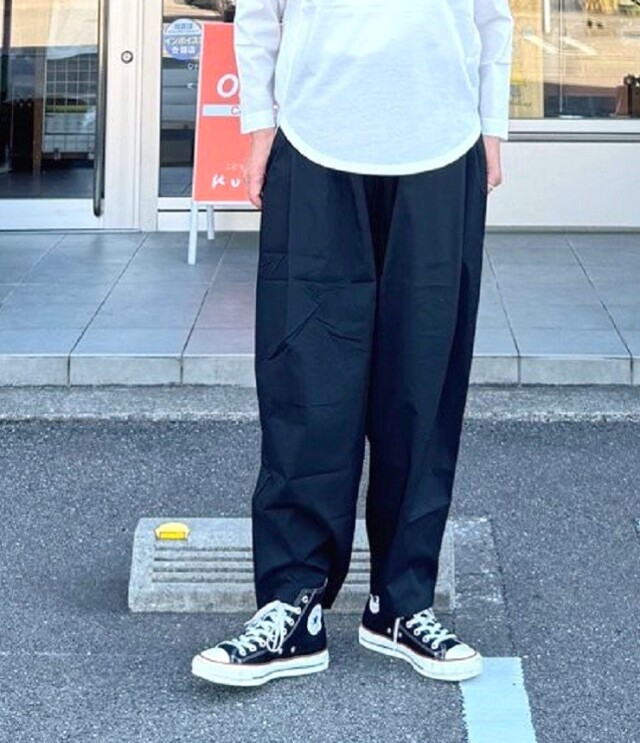mao made　ゆったり履けてスッキリ見える タックパンツ（ブラック） 541303