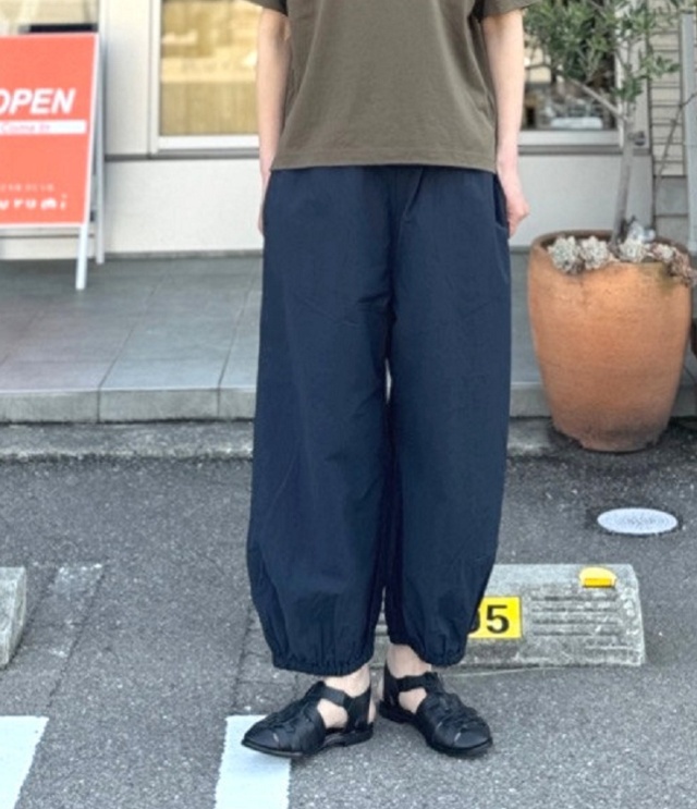 prit　コットンナイロン 交織平織ワッシャー 裾ゴム バルーン パンツ（ダークネイビー） P72616